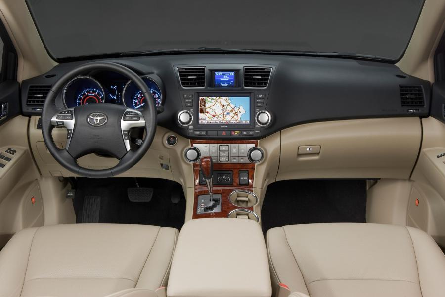  Toyota Highlander 2011 года  (фото 49 из 108)